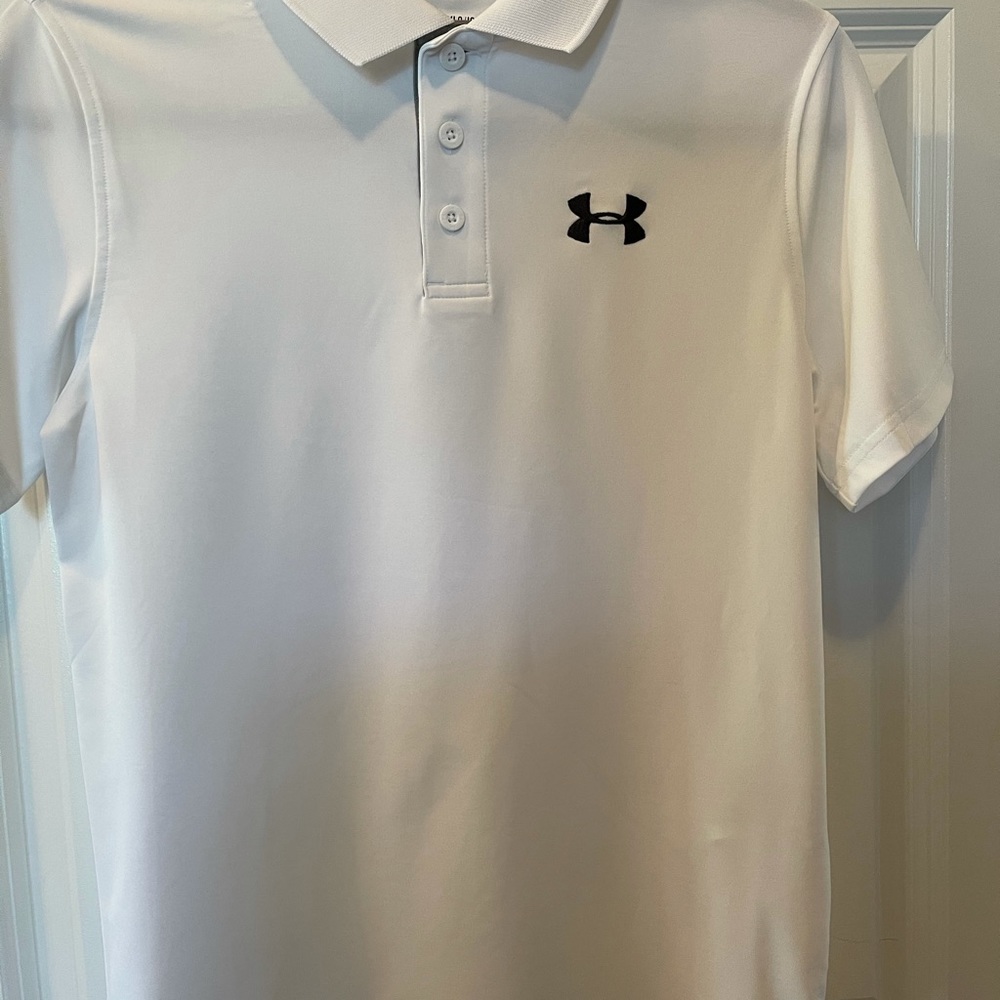 Youth Large Under Armour shirt